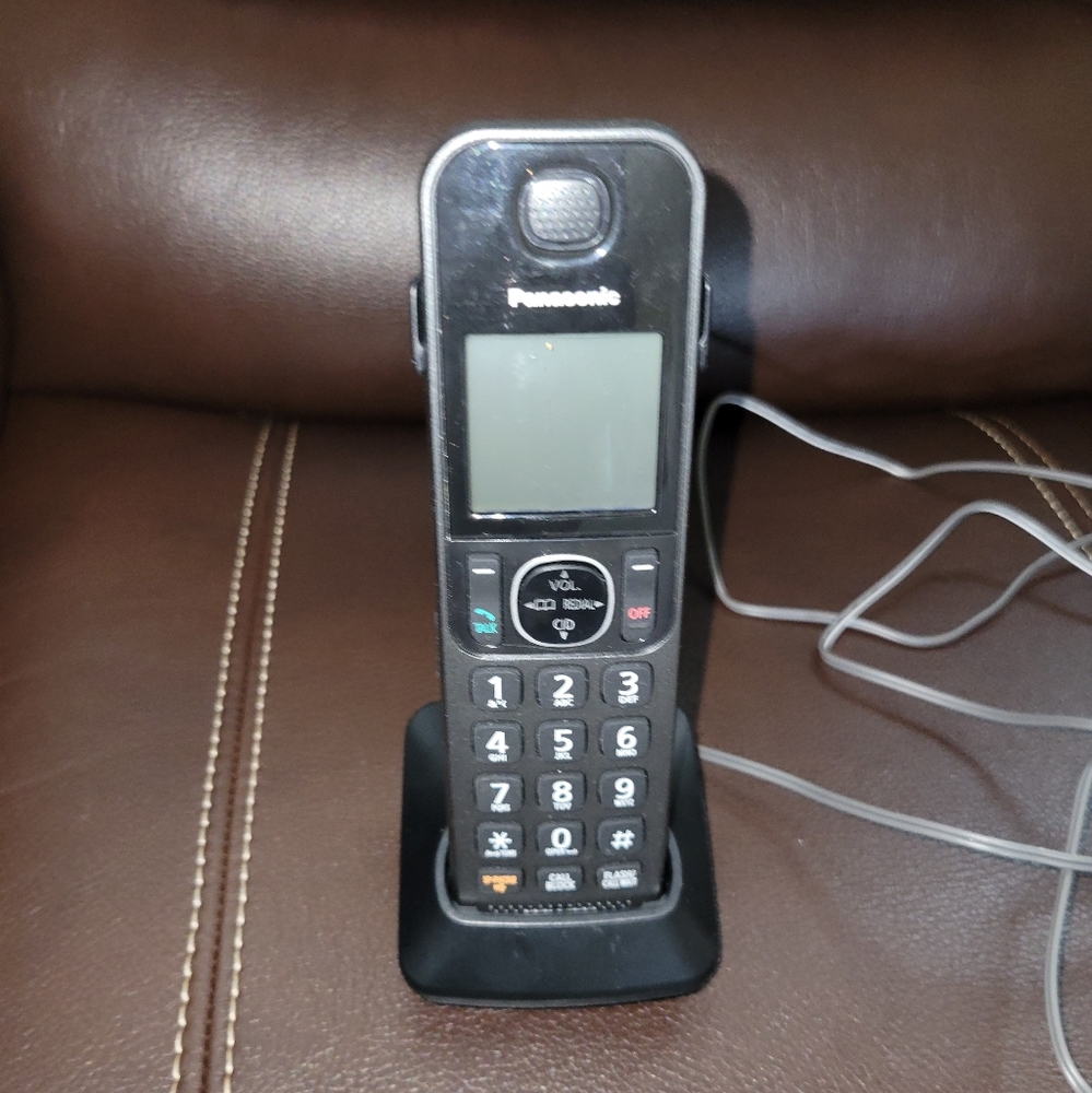 Panasonic PLNC Phone with Base